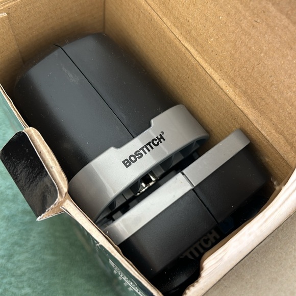 BOSTITCH Impulse 30 Electric Stapler Value Kit No Jam Technology New in Box - Picture 7 of 8